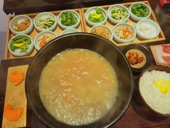 -银米·云南传统过桥米线(双廊黑金冠店)