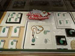 -北京七彩云南翡翠珠宝旗舰店(月坛店)