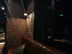 卡座-弗兰克牛排西餐厅Ribone steak house(柠檬花园店)