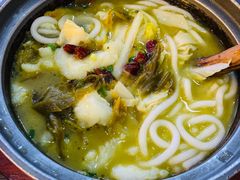 -周鱼小馆石锅酸菜鱼(活力汇店)