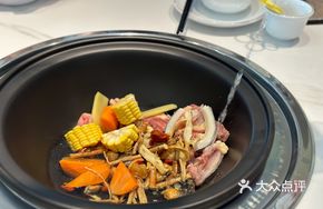 Clear Nourishing Chicken Bone Soup