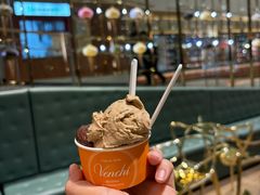 -VENCHI 闻绮(北京国贸商城店)