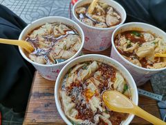 酸辣饺-无名饺子店