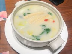 无油鱼汤腐竹煮时蔬-大树餐厅(益田假日店)