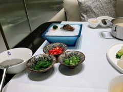 -红鼎豆捞·非遗鲍皇汤火锅(宝丰路店)