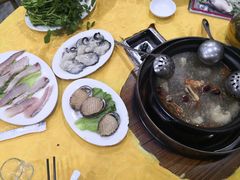 -濠轩阁特色生蚝火锅(水湾路店)