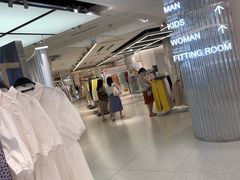 -ZARA(大上海时代广场店)