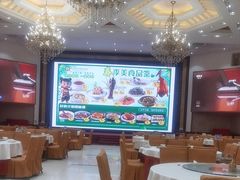 -东豪园林海鲜酒家(南港路辅路店)