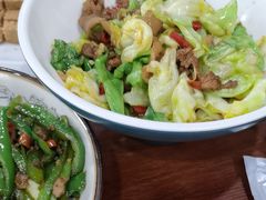 -湖南人家湘菜馆(镇江路店)