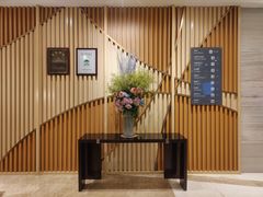 -上海虹桥君丽假日酒店(娄山关路地铁站店)