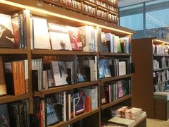 -茑屋书店(天目里店)