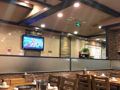 大堂-喇喇排骨火锅·传统韩式脊骨汤(望京西园总店)