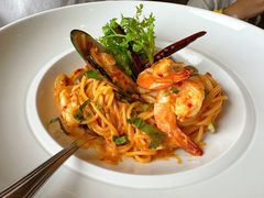 -Chom Cafe and Restaurant