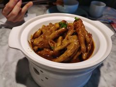 红烧鸡爪-小菜园新徽菜(无锡宜家荟聚中心店)