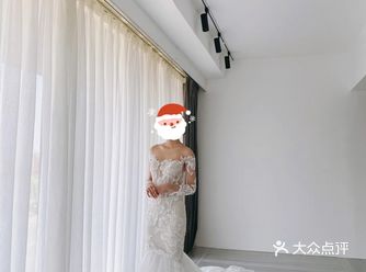小姐姐说要办户外婚礼 想去澳洲的大草原 感受最原生态