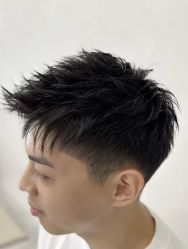 -Tloml salon