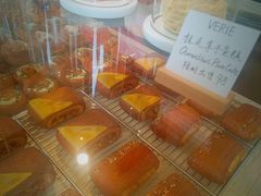 -VERIE BAKEHOUSE