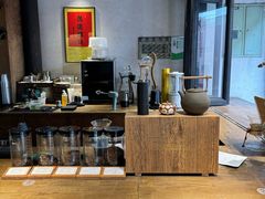 -Metal hands·铁手咖啡