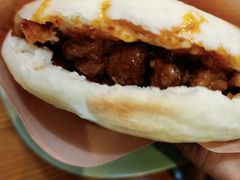 牛肉臊子肉夹馍-秦老大西安羊肉泡馍馆(健德门店)