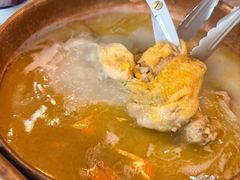 -鲜入围煮花胶鸡海鲜火锅