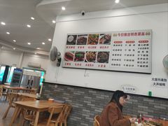 -雷祖芳老妈蹄花店