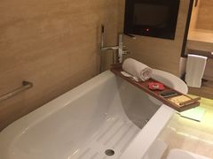 -上海衡山路十二号华邑酒店