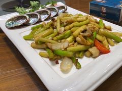 -黄泥岗·地道湖北菜(奥特莱斯店)