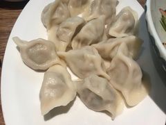 芹菜猪肉水饺-上关雪東北菜(中房金谊店)