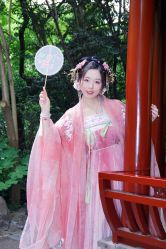 -汉仪华裳汉服馆(打浦桥店)