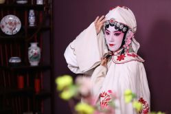 -华韵京剧摄影(洋桥角门东店)