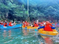 -安吉龙王山峡谷漂流