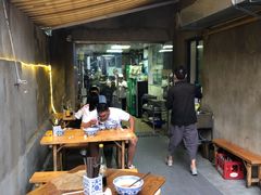 大堂-沪西老弄堂面馆(定西路店)