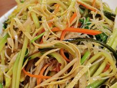 东北家常凉菜-东北风味思缘食府(对湖路店)