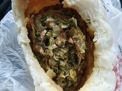 猪肉芹菜包子-玉华台饭庄(裕中西里小区店)