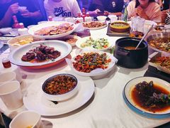 -巴特餐饮6加1音乐餐吧·新疆菜