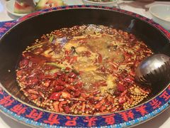 -何师傅美蛙鱼头(汉街店)