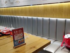 -塔斯汀中国汉堡(江大南路店)