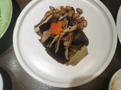 -湖畔鲁菜·二十年老字号餐厅(大明湖店)