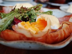 -ROAST coffee & eatery