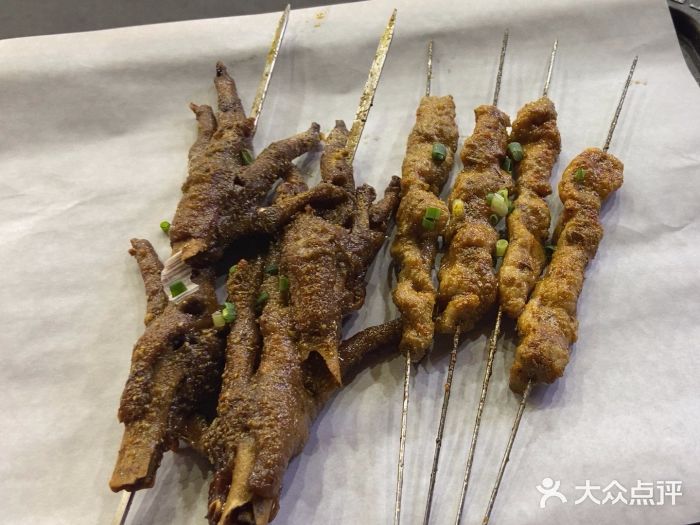 郑贵初烧烤·烤凤爪的发明者(王家湾店)图片
