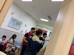 -i2青少儿英语(爱加星悦荟店)