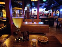 -Helens海伦司小酒馆(上海疁城新天地店)