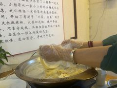 -颜氏双江清水鱼一养身火锅(磁器口店)
