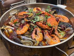 -老东镇啤酒屋海鲜加工·蒸汽海鲜·海鲜烧烤(台东店)