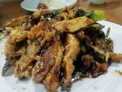 -三居鲁味坊黄焖鸡(山大路店)