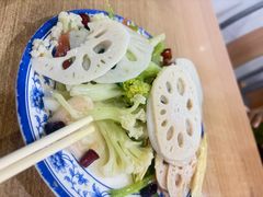 -清真老铁家灌汤包