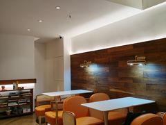 -Line来恩咖啡(石厦花园店)