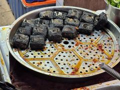 -黑色经典臭豆腐·湖南特产(步行街店)