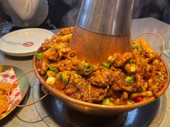 -老佛爷铜炉蛙锅(东门老街店)