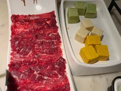 -左庭右院鲜牛肉火锅(浦江欢乐颂店)